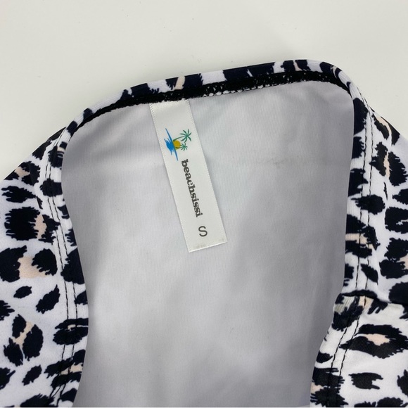 NWOT Beachsissi Animal Print Bikini Bottoms White, Black & Pink Size S - Picture 4 of 4